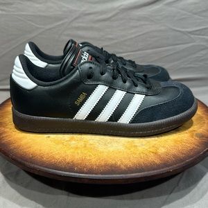 Adidas Youth Unisex Black/white Samba Soccer Shoes Size 3 New Without Box